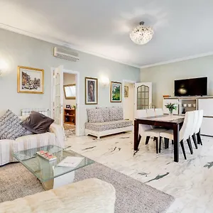 J.n.d.holidays Apartment